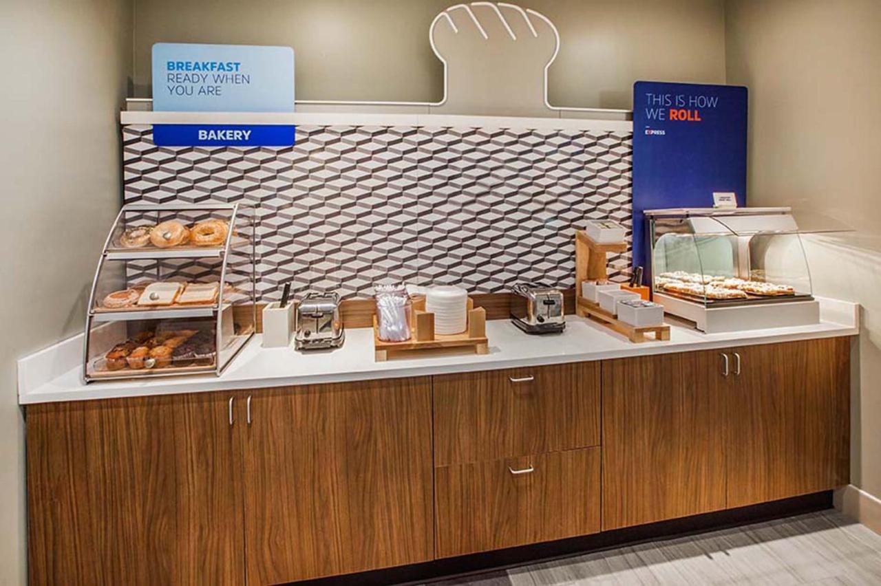 Holiday Inn Express Princeton Southeast By Ihg Plainsboro Eksteriør billede